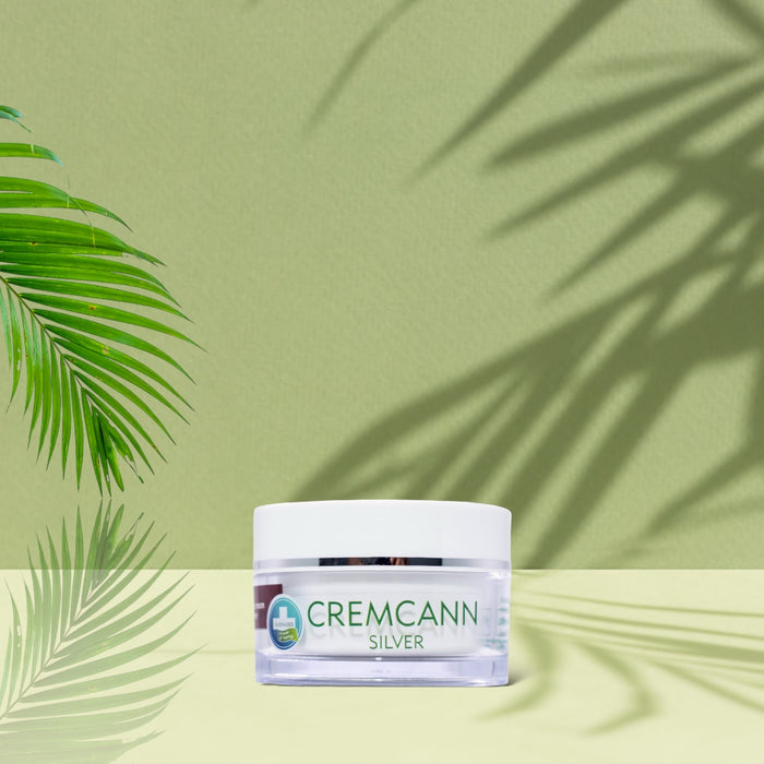 Cremcann Silver: Gezichtsverzorging voor acnegevoelige huid van Annabis